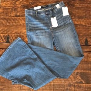 Judy Blue Bell bottom jeans